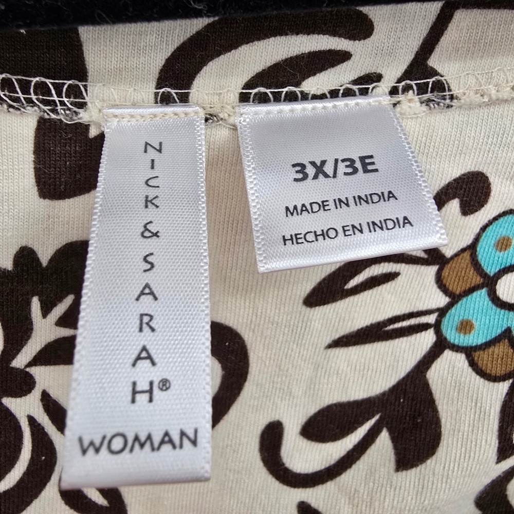 Nick & Sarah Woman Floral Surplice V-Neck Empire Waist Top‎ Cream Turquoise 3X - Picture 5 of 10
